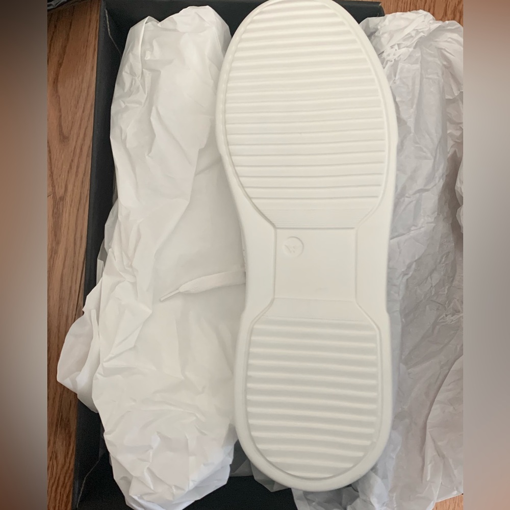 L’Intervalle White Leather Sneakers - Picture 7 of 10
